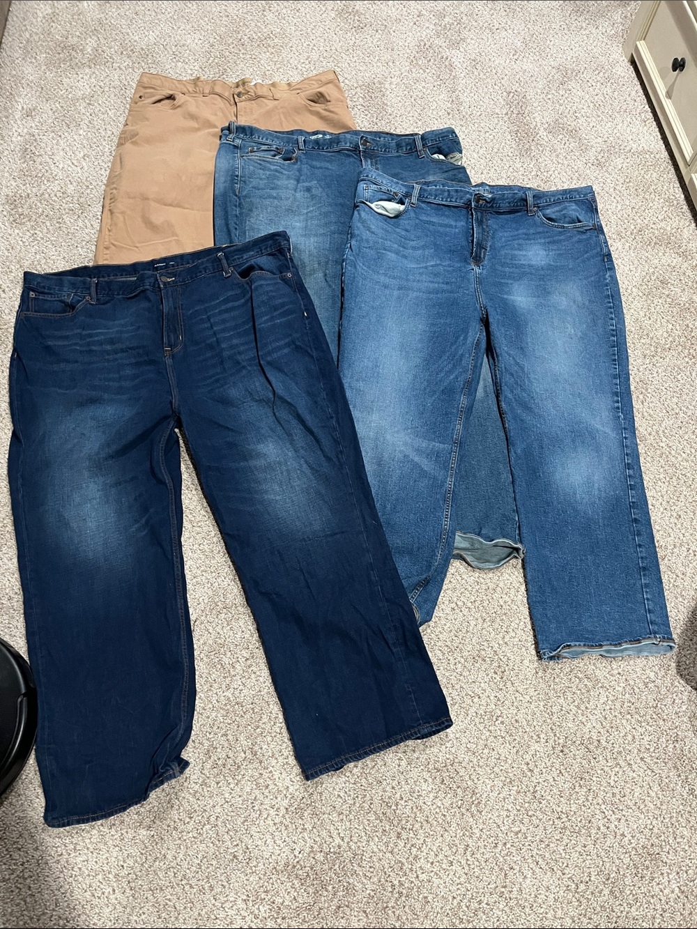 Old Navy Men's Jeans Bundle - Dark Blue, Medium Blue, Light Blue, Tan
